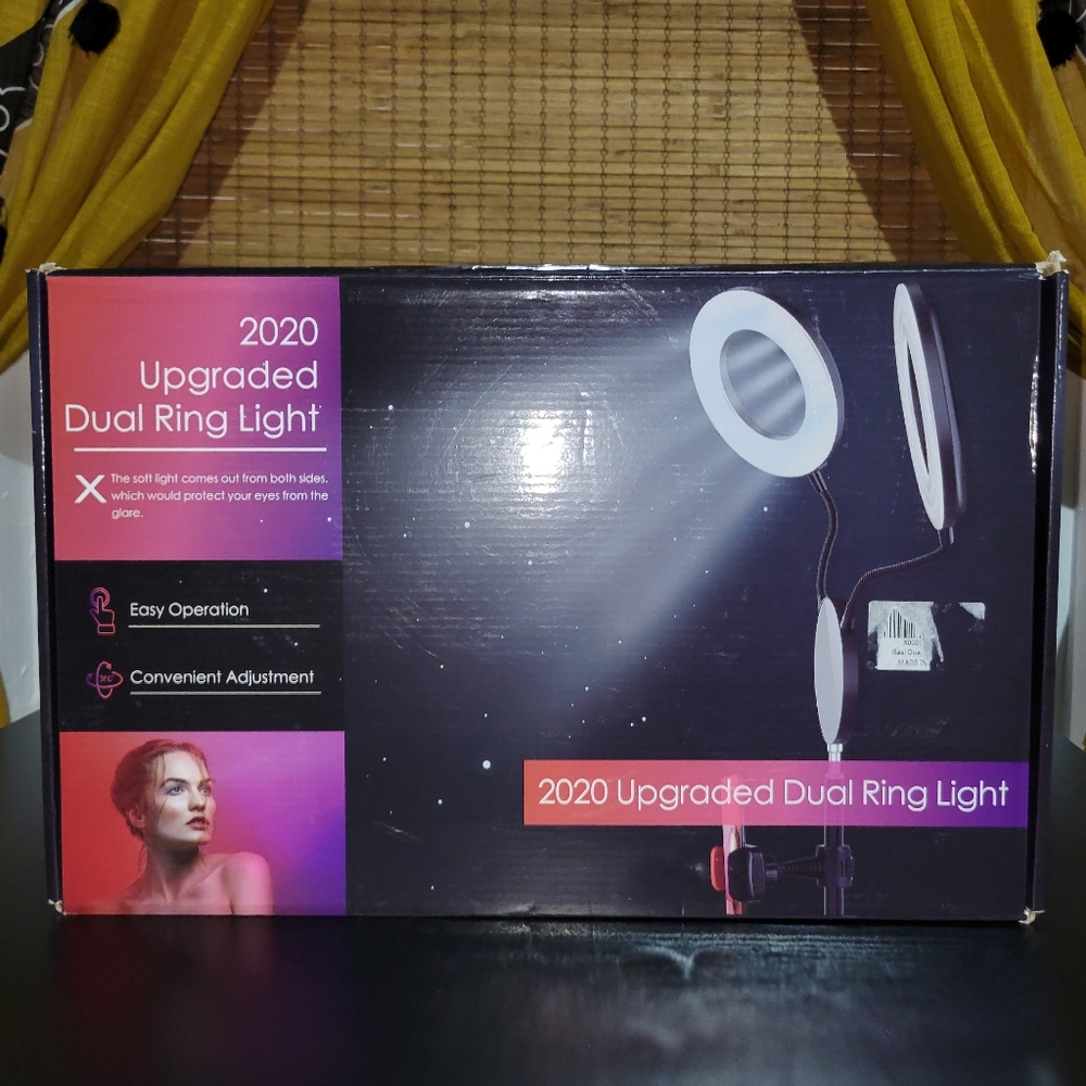 Dual ring light for bloggers and makeup